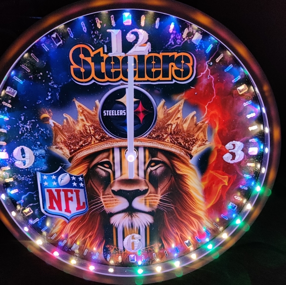 Steelers lion king led dance light 12 " football clock - Picture 11 of 13
